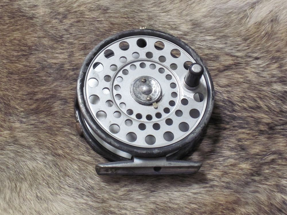 Products in Fly Reels 